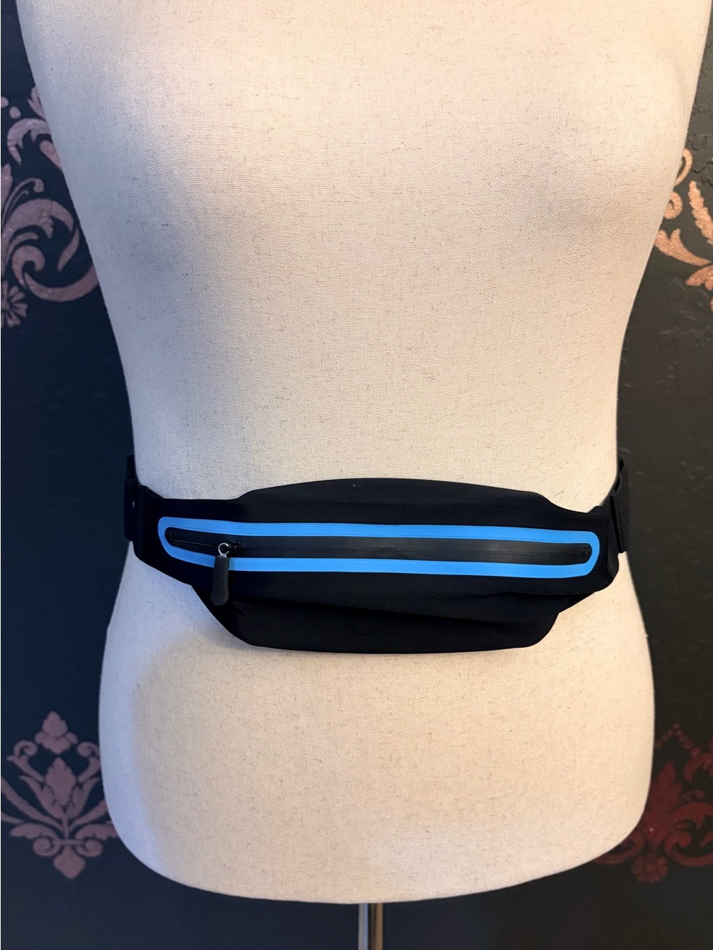 Reflective Running Waist Belt - Black with Blue Strip